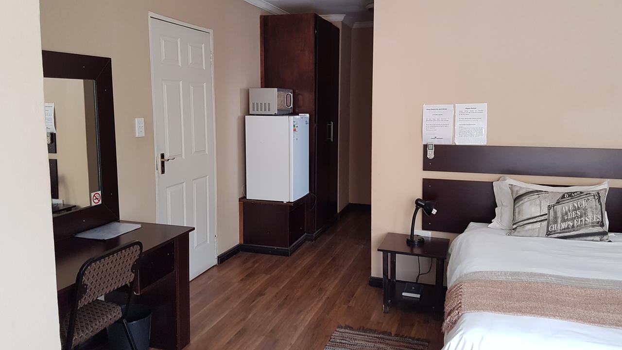 Tsessebe Guesthouse Bloemfontein Eksteriør billede