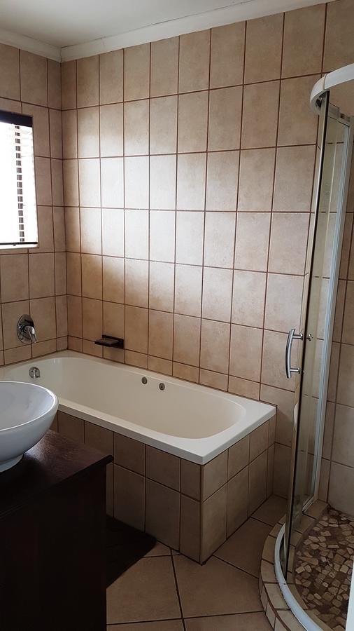 Tsessebe Guesthouse Bloemfontein Eksteriør billede