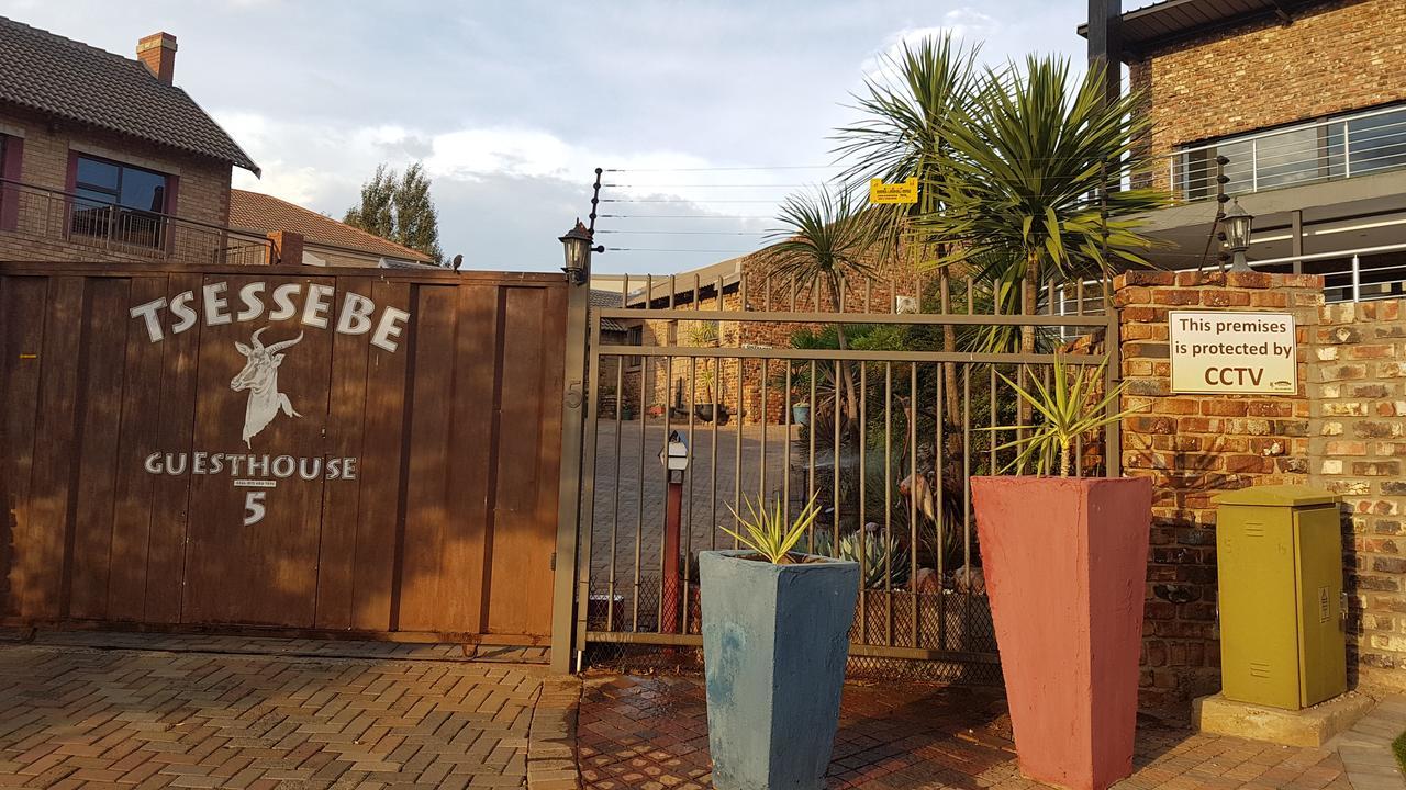 Tsessebe Guesthouse Bloemfontein Eksteriør billede