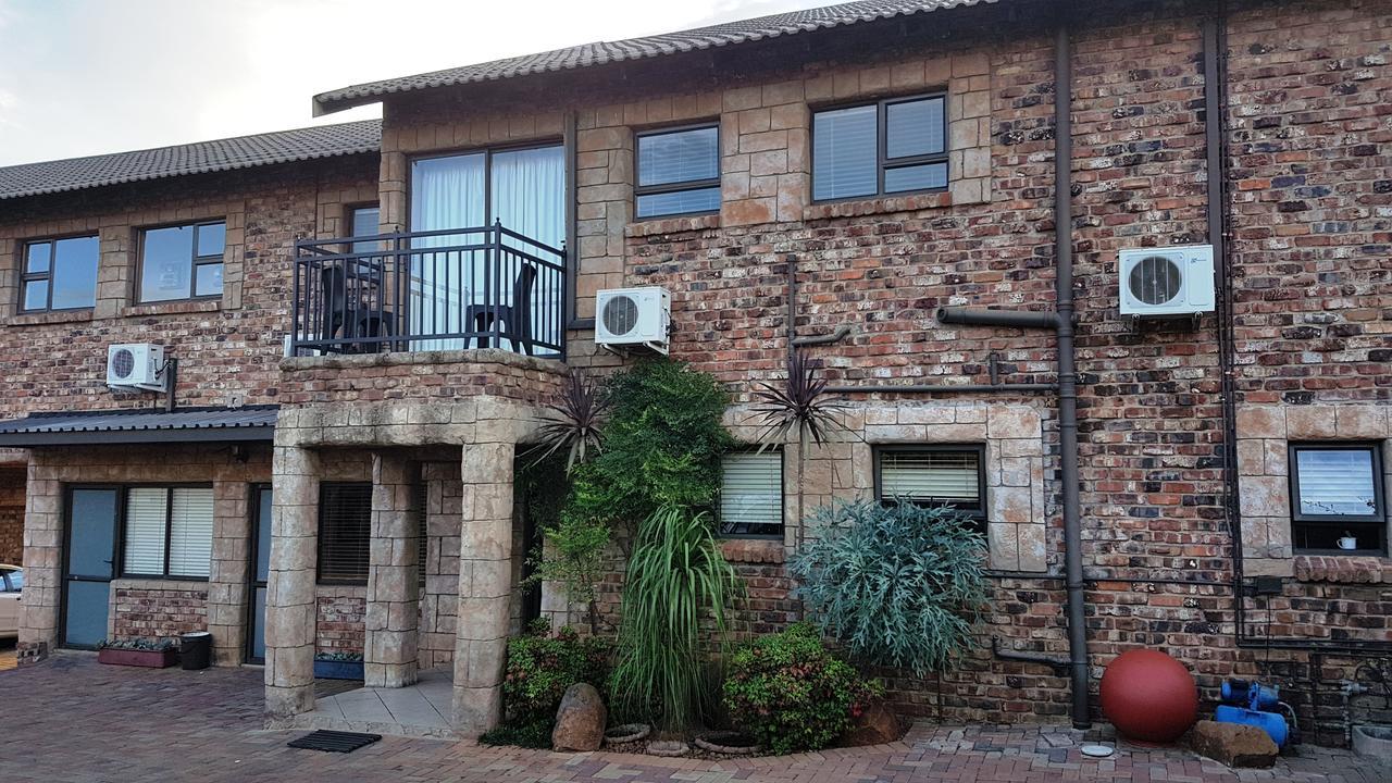 Tsessebe Guesthouse Bloemfontein Eksteriør billede
