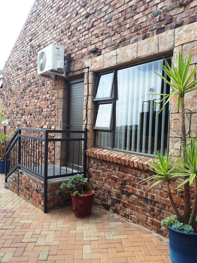 Tsessebe Guesthouse Bloemfontein Eksteriør billede